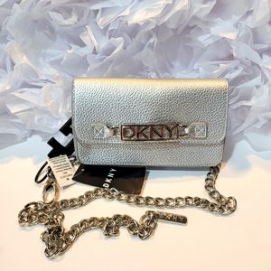 SOLD. DKNY Logo Plate Chain Strap Silver Belt Bag.  Authentic 💯
